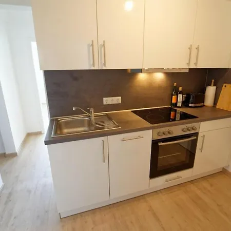 With 1 Bedroom *